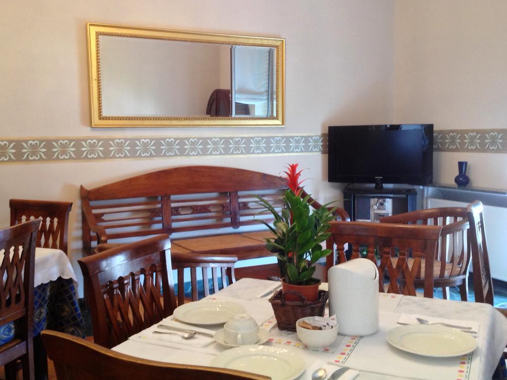 B&B Bruxelles Margherita Генуа Екстериор снимка